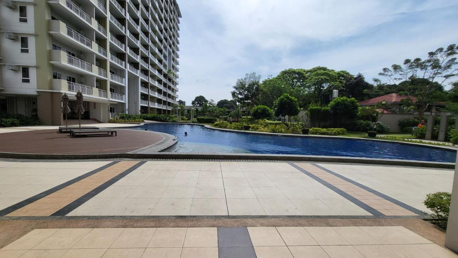 The Atherton- Spacious Modern Condo Unit In Paranaque Near The Airport, Makati, Bgc And Highways Paranaque City Exterior foto