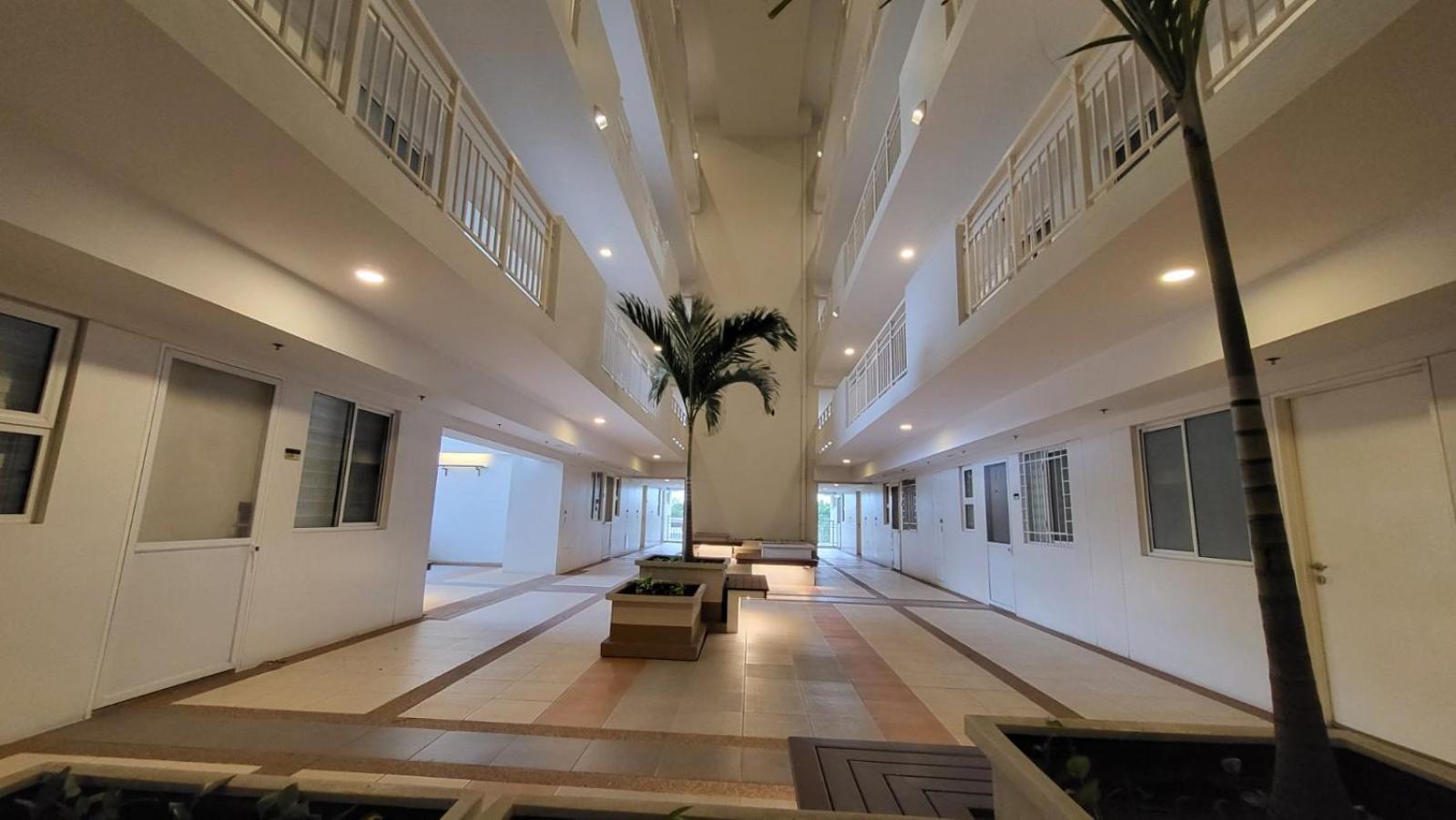 The Atherton- Spacious Modern Condo Unit In Paranaque Near The Airport, Makati, Bgc And Highways Paranaque City Exterior foto